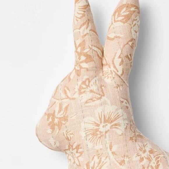 Threshold Studio McGee Figural Bunny Floral Quilted with Printed Pillow - Target - Picture 3 of 5